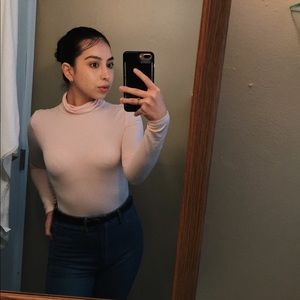 Meet your Posher, Clarissa